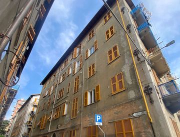 Facciata - Bilocale in Vendita in Via Girolamo da Santo Stefano a Genova