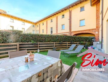 Foto 1 di 35 - Trilocale in Vendita a Novara