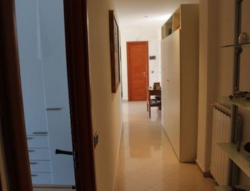 Corridoio - Quadrilocale in Vendita in zona Colli-Vicci-Poggio a La Spezia