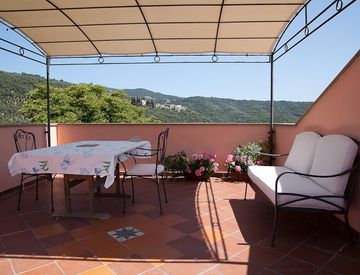 Terrazza - Casa indipendente in Vendita in Piazza San Bernardo a Prelà