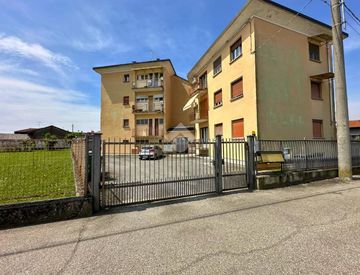 Foto 1 di 24 - Quadrilocale in Vendita in Via del Campo Sportivo 7 a San Germano Vercellese