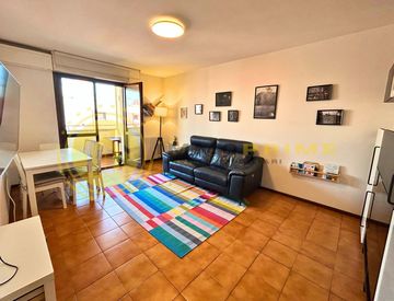 Soggiorno - Trilocale in Vendita in Via Giorgio de Chirico 15 a Milano