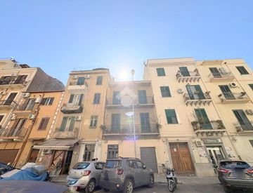 Vista - Trilocale in Vendita in Via Domenico Lancia di Brolo 46 a Palermo