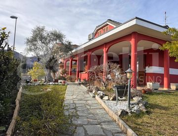 Facciata - Villa in Vendita in Via Torino a Bruino