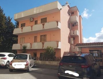 Soggiorno - Quadrilocale in Vendita in Via Raffaele Teti 169 a Catanzaro