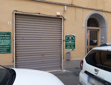 Vista - Locale commerciale in Vendita in Via Salvino Salvini 1 a Livorno