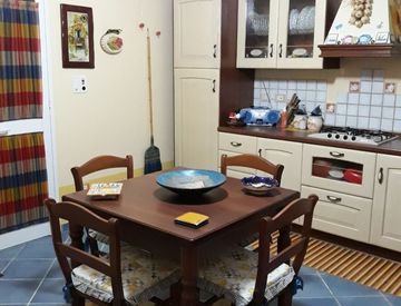 Soggiorno - Casa indipendente in Vendita in Via Scicli a Ragusa
