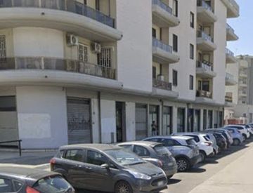 Vista - Box/posto auto in Vendita in Via Venezia Giulia a Taranto