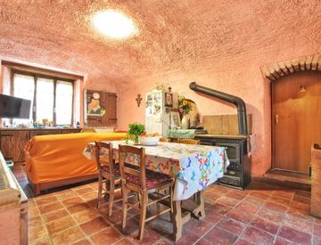 Foto 1 di 30 - Casa indipendente in Vendita in Via Cella 7 a Borgo d'Ale