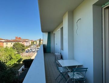 Terrazza - Bilocale in Vendita in Piazza del Vecchio Stadio 18 a Pontedera