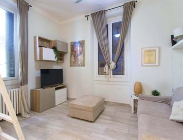 Soggiorno - Monolocale in Affitto in zona Città Studi, Corsica, Susa a Milano