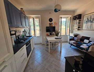 Soggiorno - Bilocale in Vendita in zona Centro storico a Ventimiglia