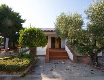 Facciata - Casa bifamiliare, trifamiliare in Vendita in Via delle More a Salve