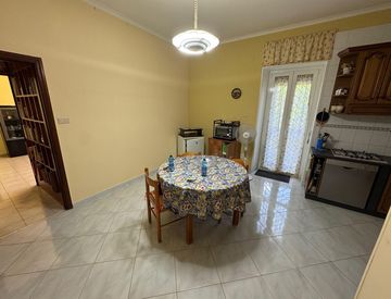 Cucina - Trilocale in Affitto in Via Dante Alighieri 82 a Giugliano in Campania