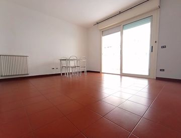 Soggiorno - Quadrilocale in Vendita in Via Aldo Moro a Vallecrosia