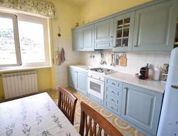 Cucina - Trilocale in Vendita in Strada Ai Gorleri a Diano Marina