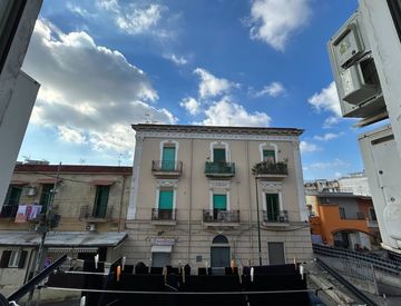 Vista - Quadrilocale in Vendita in Via Risorgimento a Napoli