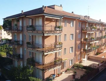 Foto 1 di 26 - Monolocale in Vendita in Via Diano Calderina 36 a Diano Marina