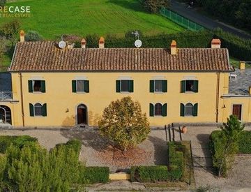 Facciata - Villa in Vendita in Via del Puntone a Bientina