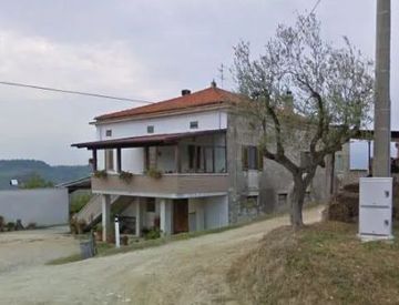 Facciata - Casa indipendente in Vendita in Via San Martino Tella 38 a Bucchianico