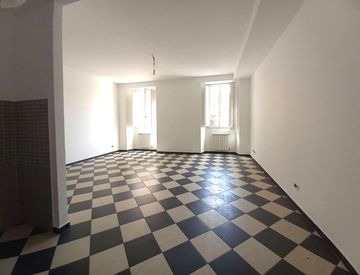 Soggiorno - Bilocale in Vendita in Piazza san francesco a Imperia