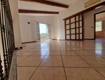 Soggiorno - Casa indipendente in Vendita in Via Partigiani 4 a Diano San Pietro