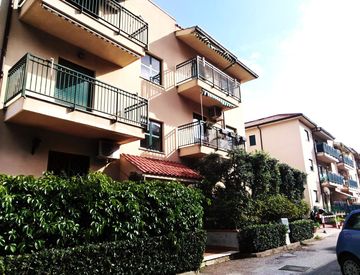 Facciata - Bilocale in Affitto in Via luigi barca 23 a Palermo