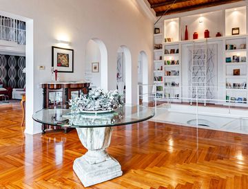 Soggiorno - Casa indipendente in Vendita in Piazza dei Cappuccini a Ragusa