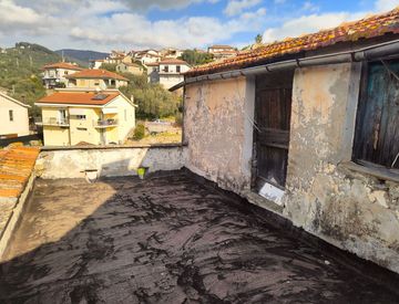 Terrazza - Rustico, casale in Vendita in Via Isabella Lantero a Diano San Pietro