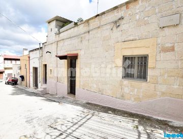 Facciata - Appartamento in Vendita a Oria