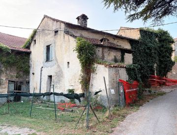 Facciata - Casa indipendente in Vendita in Piazza EUROPA a Calestano