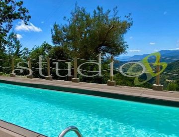 Piscina - Villa in Vendita in SP57 6 a Seborga