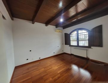 Stanza - Casa indipendente in Vendita in Via Monte Argentario 89 a Fonte Nuova