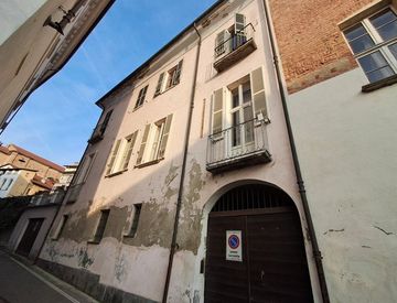 Vista - Trilocale in Vendita in Via Real Collegio 35 a Moncalieri