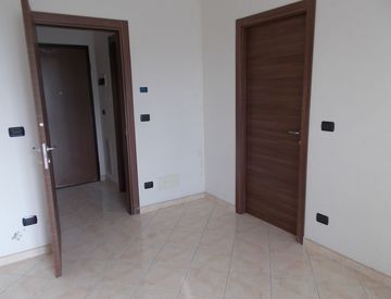 Stanza - Bilocale in Vendita in Via Aurelia a Riva Ligure