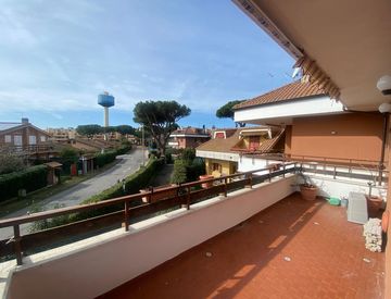Terrazza - Quadrilocale in Vendita in Via Orione 7 a Ladispoli