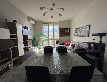 Soggiorno - Trilocale in Vendita in Viale IV Novembre a Lodi