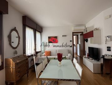 Soggiorno - Trilocale in Affitto in Via Cristoforo Colombo a Venezia