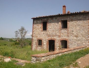 Foto 1 di 10 - Casa indipendente in Vendita in zona Centro a Allerona