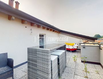 Facciata - Bilocale in Vendita in Via Luigi Pirandello 4 a Lentate sul Seveso