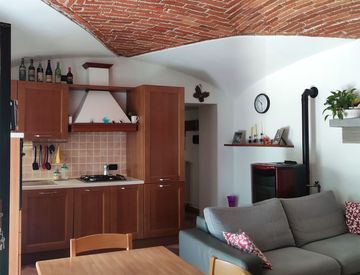 Cucina - Trilocale in Vendita in Via Roma 39 a Roasio