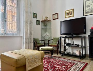 Soggiorno - Quadrilocale in Vendita in Via Venezia 52 a Genova