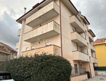 Foto 1 di 14 - Appartamento in Vendita in Via Alessi di Turio a Catanzaro