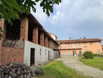 Foto 1 di 30 - Casa indipendente in Vendita in Gerbido 3 a Albano Vercellese
