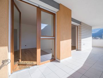 Terrazza - Quadrilocale in Vendita in Via Rencio a Bolzano