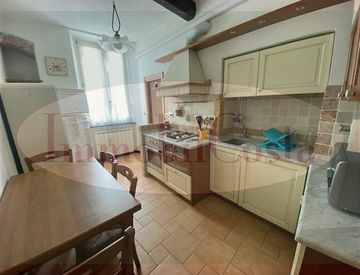 Cucina - Quadrilocale in Affitto in Via Dante Alighieri a Lavagna