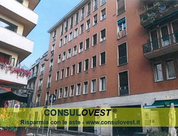 Vista - Ufficio in Vendita in Via Varese 4 a Milano