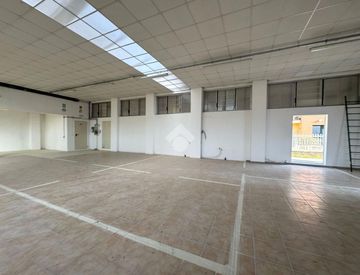 Stanza - Capannone in Vendita in Via Ampezzon 4 a Villanova di Camposampiero