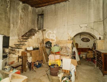 Foto 1 di 9 - Casa indipendente in Vendita in Via Ippari 13 a Scicli