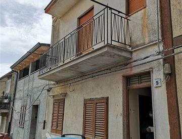 Vista - Casa indipendente in Vendita in Vicolo Salvaggio 9 a Bisacquino